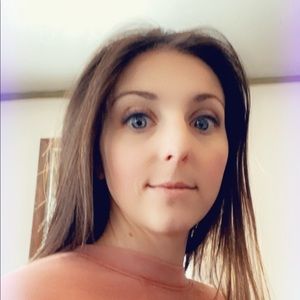 Meet your Posher, Cara